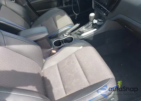 2017 Toyota Corolla Se z USA, uszkodzony, nr VIN 2T1BURHE2HC749126